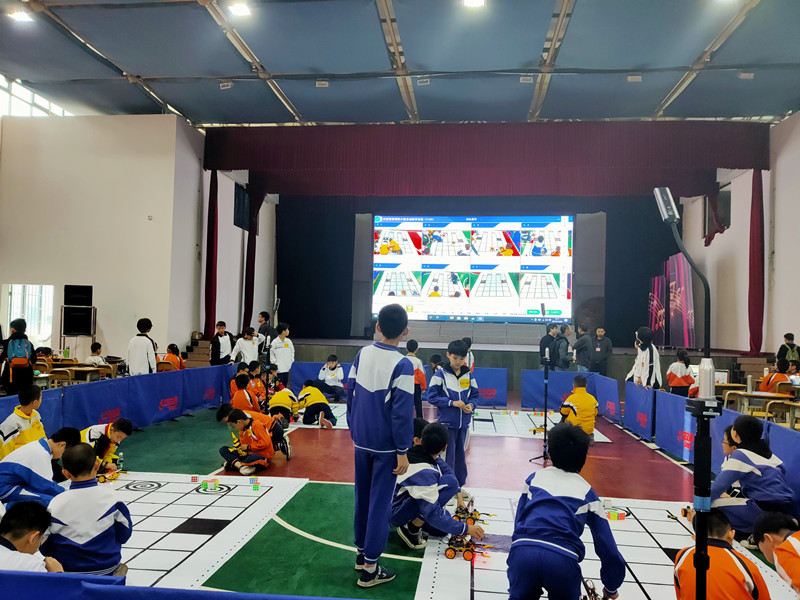 Foshan Education Bureau Maker Rubik's Cube Robot Competition